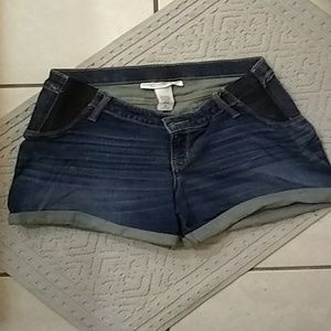 Liz lange maternity side panel shorts